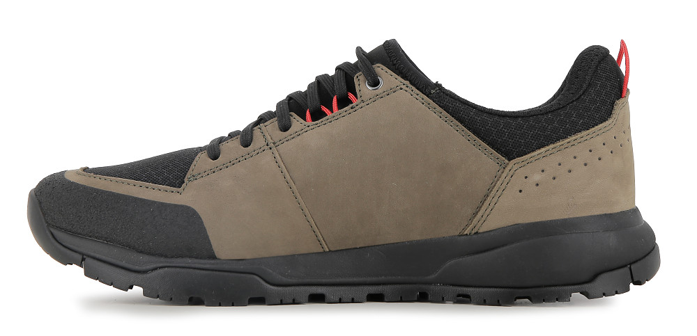 MAX       OUTDOOR  - Urban Outdoor